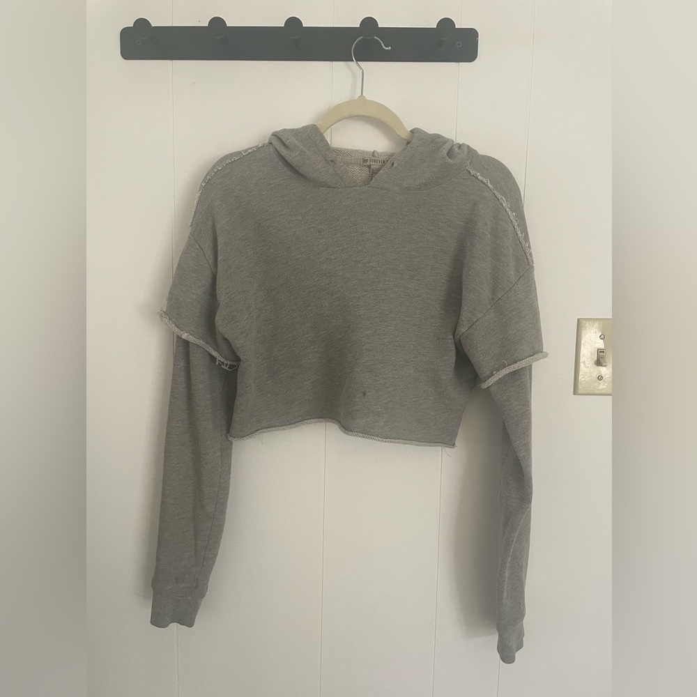 Cropped hoodie